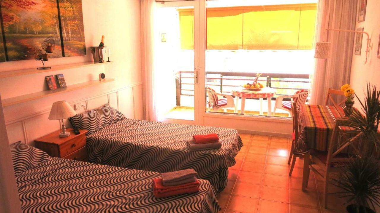 Studio In Perfect Location Playa de las Americas  Exteriör bild